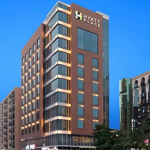 Hyatt Place Baniyas Square Отель